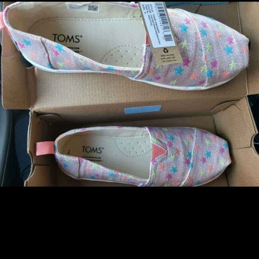 Pink Starry Youth TOMS Size 6